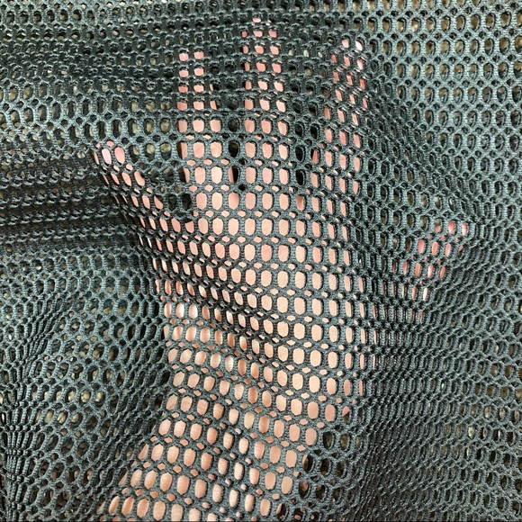 Storm & Marie Hema Black Mesh Short Sleeve Top NWT - Picture 4 of 10